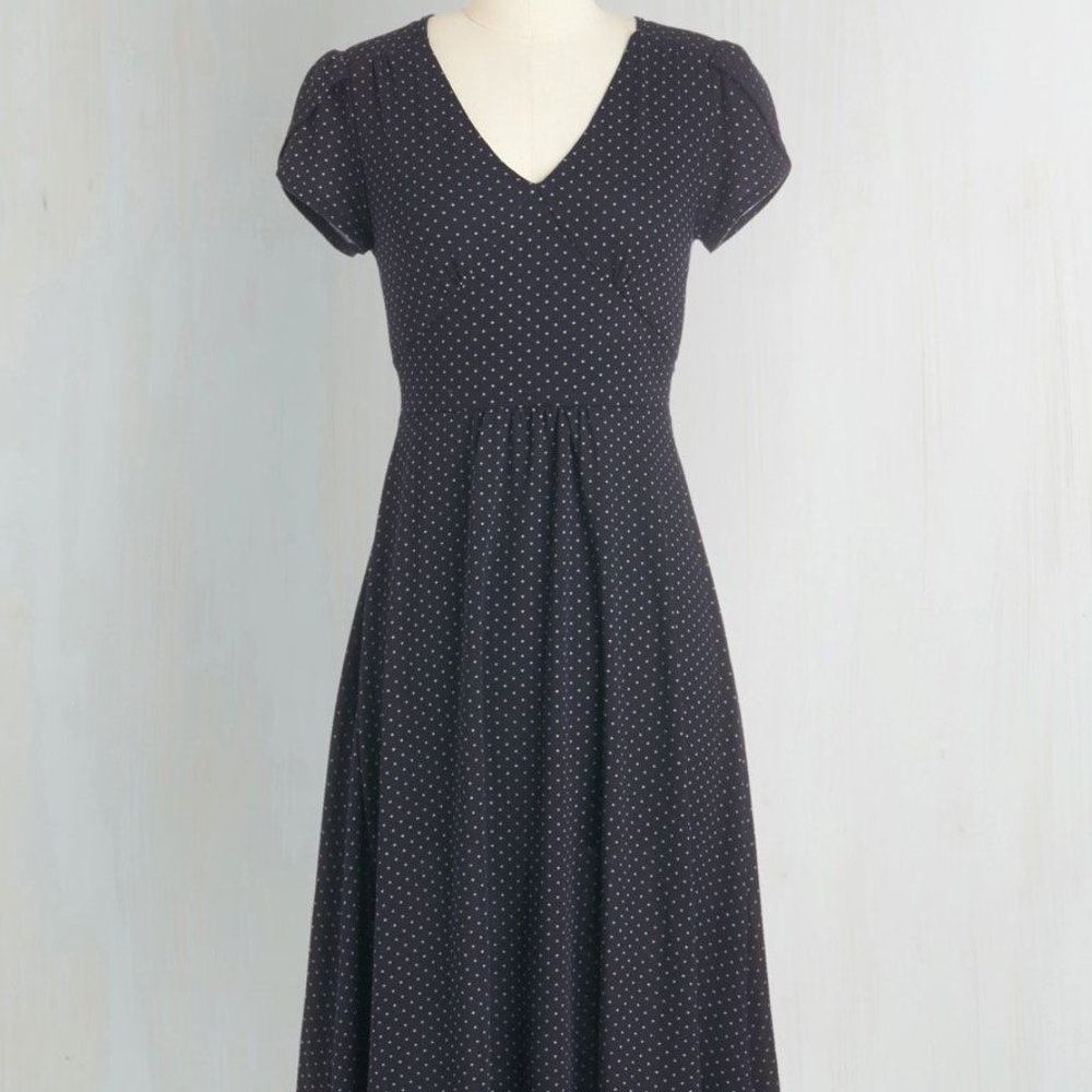 Modcloth Word to the Blithe Dress in Navy - S